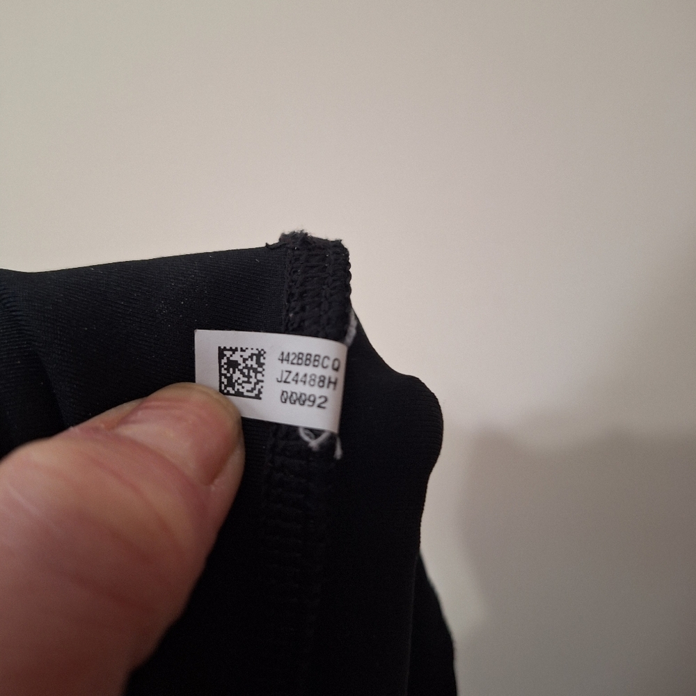​Aerie OFFLINE Goals 7/8 High Waisted Mesh Pocket Leggings Black Medium - Picture 11 of 11